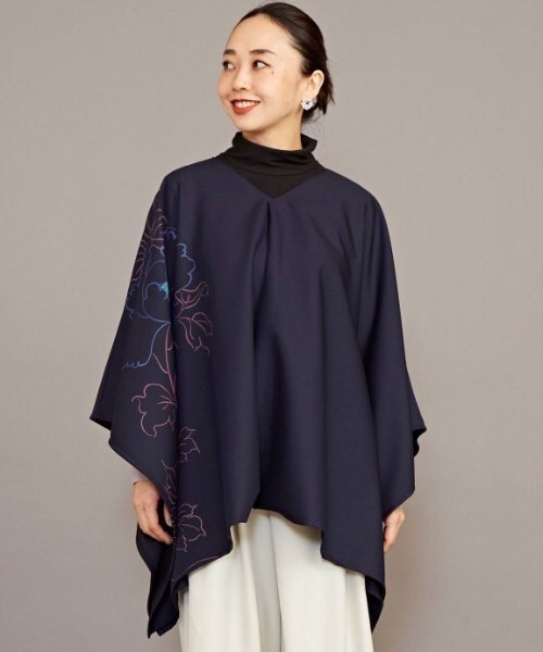 カヤ（カヤ）の「【カヤ】寒牡丹トップス（その他トップス・レディース・ネイビー/レッド系その他/スミクロ・FREE）」の4枚目の写真