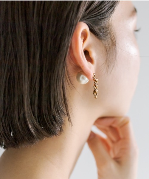 mystic(ミスティック)の「Lara チョコメッキピアス(ピアス(両耳用)・レディース・ゴールド・ONE SIZE)」の1枚目の写真