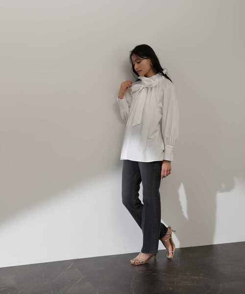 NATURAL BEAUTY BASIC（ナチュラルビューティーベーシック）の「【VERY掲載】ビッグボウブラウス（シャツ/ブラウス・レディース・オフホワイト/ラベンダー/ブルー・SMALL/MEDIUM）」の8枚目の写真