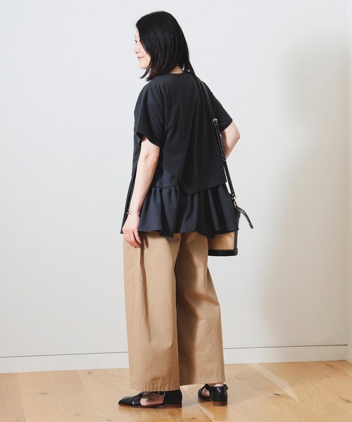 BEAMS HEART(ビームスハート)の「BEAMS HEART / アシンメトリープリーツ 異素材プルオーバー(Tシャツ/カットソー・レディース・オフホワイト/カーキ/クリアブラック・FREE)」の18枚目の写真