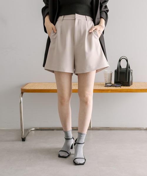 mystic(ミスティック)の「【2サイズ展開!】シンプルショートパンツ(その他パンツ・レディース・ブラック/グレー/アイボリー・1/2)」の17枚目の写真