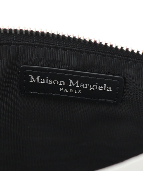 Maison Margiela(メゾンマルジェラ)の「【MAISON MARGIELA / メゾン マルジェラ】POUCH SMALL P4745(クラッチバッグ・メンズ・ブラック・FREE)」の9枚目の写真