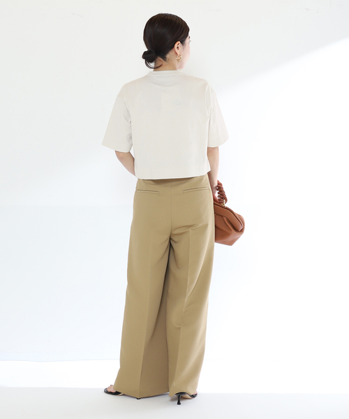 SLOANE(スローン)の「【SLOANE/スローン】別注 クロップドTシャツ(Tシャツ/カットソー・レディース・ベージュ系その他/ブラック・FREE)」の13枚目の写真