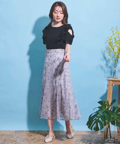 新品値下げ★Russeluno ラッセルノ 花刺繍 スカート NOELA（ノエラ）の「フラワー刺繍チュールスカート（スカート）」 - WEAR