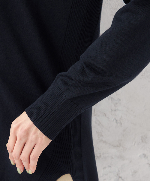 Petit Honfleur（プチオンフルール）の「【UVカット・接触冷感・ウォッシャブル】ロングカーディガン（カーディガン/ボレロ・レディース・ネイビー/ブラック/ベージュ・M/L）」の9枚目の写真