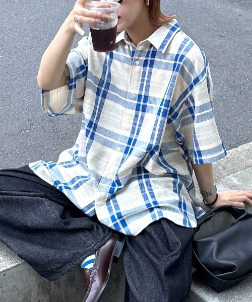 CIAOPANIC TYPY（チャオパニックティピー）の「【ユニセックス】バスケット編みメッシュチェックシャツ（シャツ/ブラウス・メンズ・ベージュ/ネイビー/グリーン/ブラウン/ブラック/ブラック系その他/グリーン系その他/レッド/イエロー/スカイブルー/ミント/ブラック系その他2/ブルー系その他4/ベージュ系その他・MEDIUM/LARGE）」の7枚目の写真