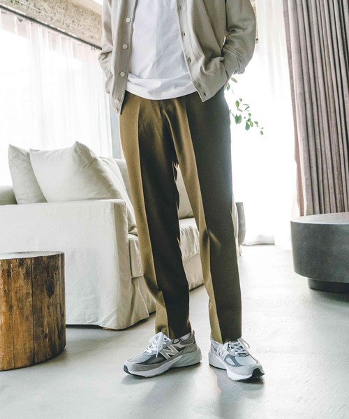 URBAN RESEARCH DOORS（アーバンリサーチドアーズ）の「テーパードイージースラックス（その他パンツ・メンズ・グレー/ネイビー/ブラック/ブルー/カーキ・SMALL/MEDIUM/LARGE）」の4枚目の写真