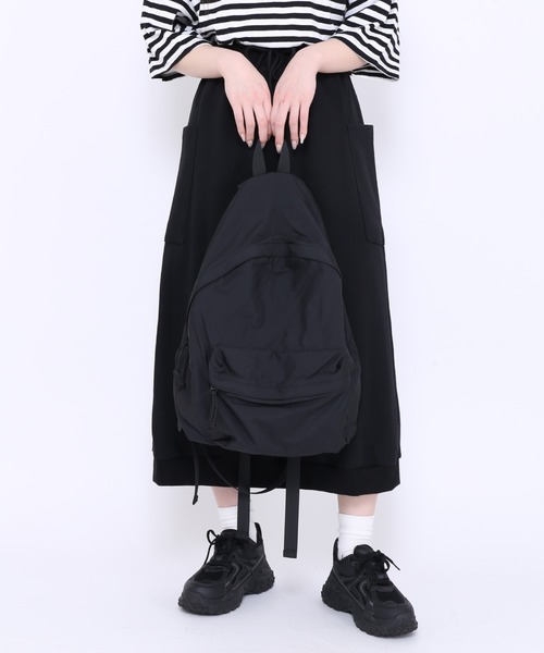 Figments(フィグメンツ)の「ナイロンバックパック(バックパック/リュック・レディース・ブラック/グレー・FREE)」の8枚目の写真