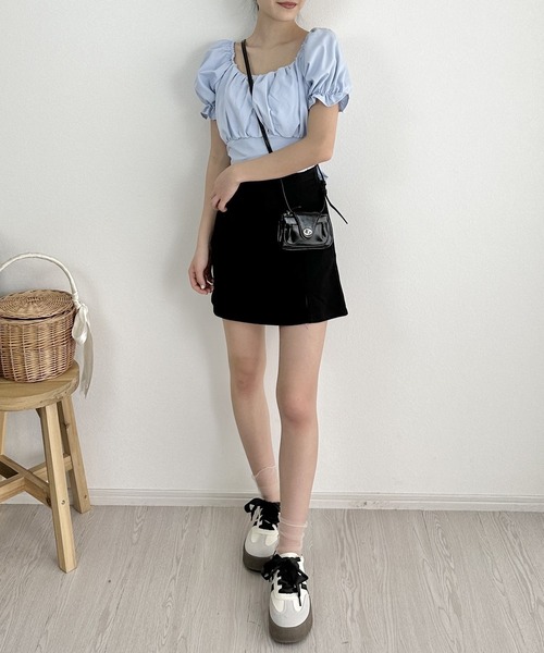Silly(シリー)の「ハイウエストスリットミニスカート(スカート・レディース・ブラック・LARGE/MEDIUM/SMALL)」の17枚目の写真