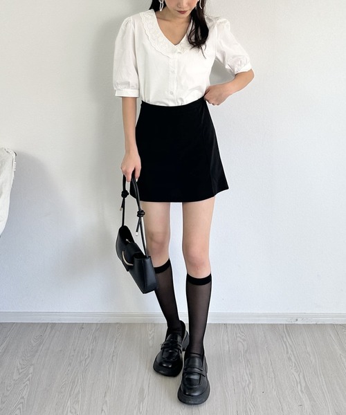 Silly(シリー)の「ハイウエストスリットミニスカート(スカート・レディース・ブラック・LARGE/MEDIUM/SMALL)」の20枚目の写真