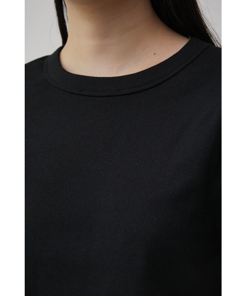 AZUL by moussy（アズールバイマウジー）の「A/B BASIC RIB CROPPED Tシャツ/アズールベーシックリブクロップドTシャツ（Tシャツ/カットソー・レディース・パープル/アイボリー/ブラック・SMALL/MEDIUM）」の20枚目の写真