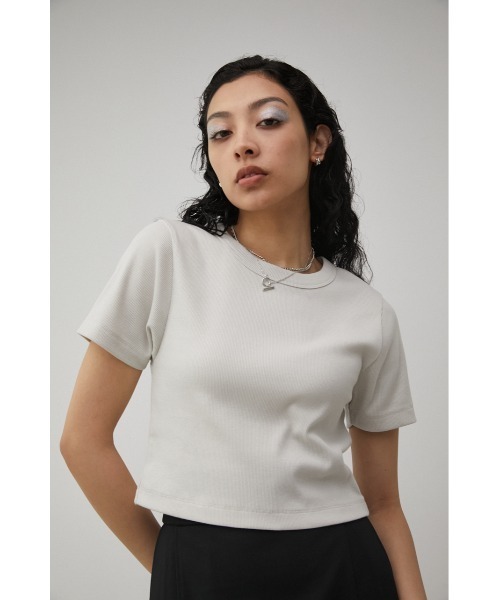 AZUL by moussy（アズールバイマウジー）の「A/B BASIC RIB CROPPED Tシャツ/アズールベーシックリブクロップドTシャツ（Tシャツ/カットソー・レディース・パープル/アイボリー/ブラック・SMALL/MEDIUM）」の5枚目の写真