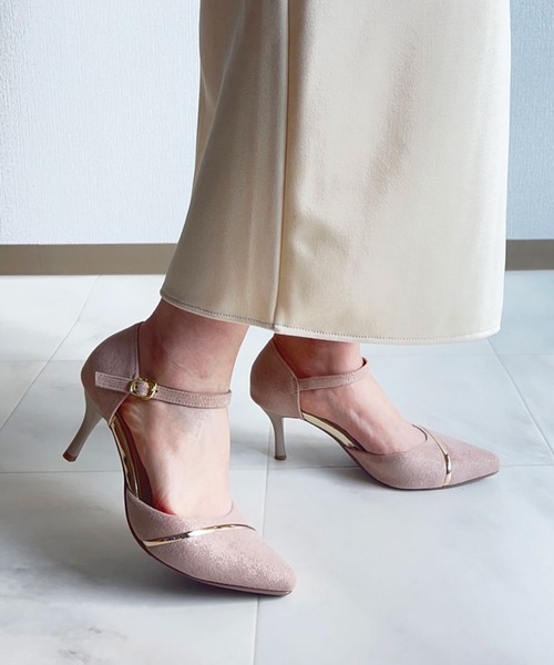 lus.（ラスドット）の「ポインテッドトゥセパレートパンプス 7cmヒール（パンプス・レディース・ブラック系3/シルバー系3/ベージュ系3/ベージュ系4・L/LL/S/M）」の2枚目の写真