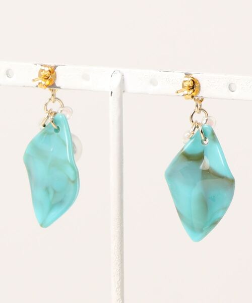 tone(トーン)の「【MUURABBTI】リーフと朝露ピアス(MA)(ピアス(両耳用)・レディース・ターコイズブルー/ブラウン系その他/ホワイト系その他・FREE)」の6枚目の写真