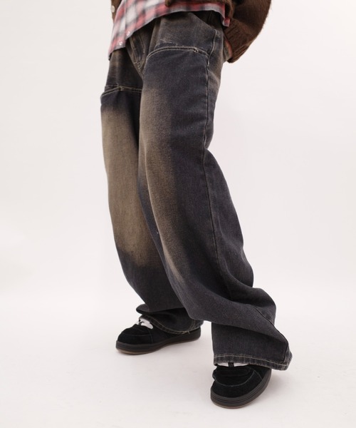 《UNISEX / サイズ展開あり》スラッシュポケットブラストワイドデニム（デニムパンツ）｜WHO'S WHO gallery（フーズフーギャラリー）