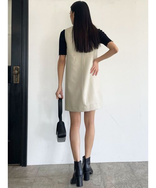 EMODA(エモダ)の「オープントゥーフィットブーツ(ブーツ・レディース・ブラック/アイボリー・LARGE/SMALL/MEDIUM)」の8枚目の写真