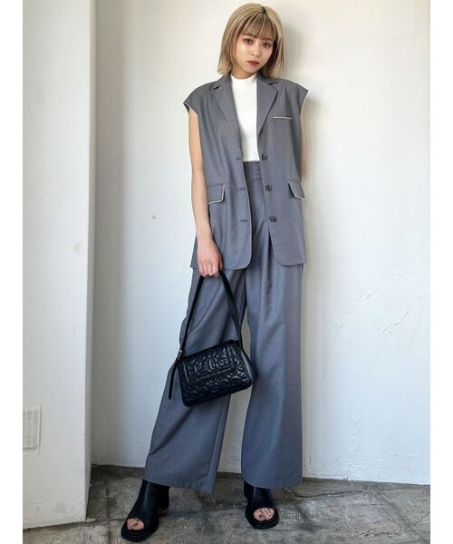 EMODA(エモダ)の「オープントゥーフィットブーツ(ブーツ・レディース・ブラック/アイボリー・LARGE/SMALL/MEDIUM)」の12枚目の写真