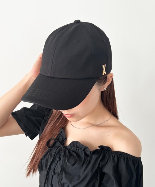 カーフスキンにゴールドスタッズが映える\tDior\tArty ベレー帽 セール】VARZAR(バザール)/Gold stud over fit ball cap