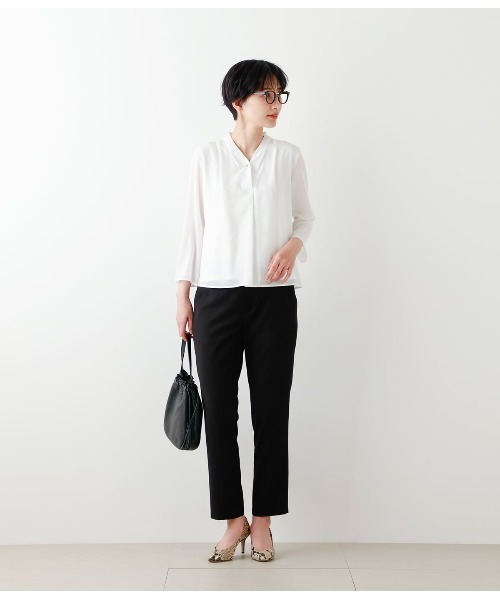 NEWYORKER(ニューヨーカー)の「TR天竺シルキーナデシン Vタックネックカットソー(Tシャツ/カットソー・レディース・ピンク/ホワイト/グレイッシュベージュ・L/M)」の20枚目の写真