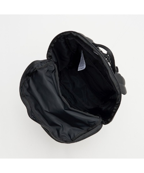 J.LINDEBERG(ジェイリンドバーグ)の「J.LINDEBERG(ジェイリンドバーグ)軽量防水バックパック(トートバッグ・メンズ・ブラック・99)」の2枚目の写真