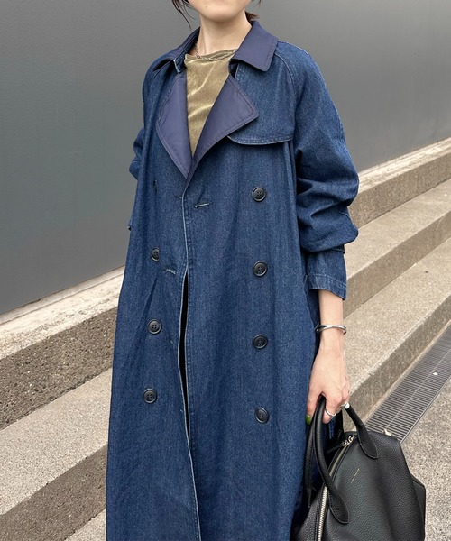 COLLAGE GALLARDAGALANTE（コラージュガリャルダガランテ）の「デニムトレンチコート/Q.anos（トレンチコート・レディース・カーキ/ブルー・FREE）」の4枚目の写真
