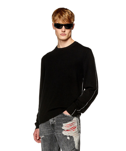 DIESEL（ディーゼル）の「メンズ ニット レギュラーフィット ウール カシミア（ニット/セーター・メンズ・カーキ/ブラック・LARGE/SMALL/MEDIUM/X-LARGE/X-SMALL/XX-LARGE）」の5枚目の写真