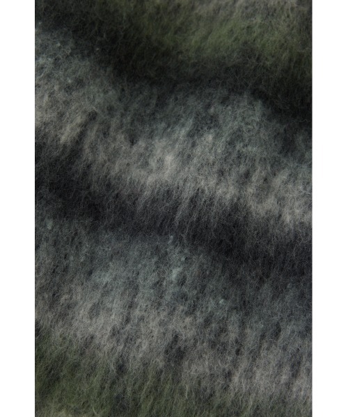 SLY(スライ)の「SHAGGY BORDER STOLE シャギー ボーダー ストール(ストール/ショール・レディース・ブラック系その他2・FREE)」の5枚目の写真