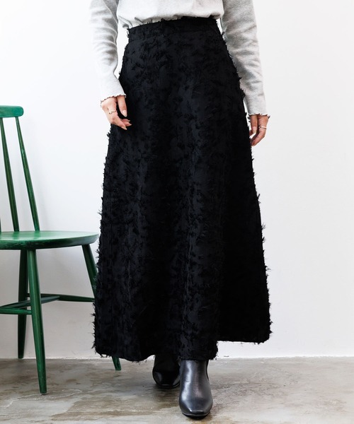 mili an deni（ミリアンデニ）の「フリンジAラインスカート（スカート・レディース・オフホワイト/ピンクベージュ/ブラック・M）」の9枚目の写真