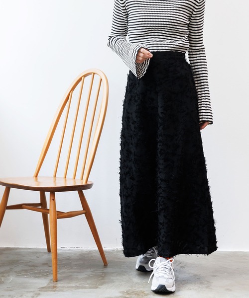 mili an deni（ミリアンデニ）の「フリンジAラインスカート（スカート・レディース・オフホワイト/ピンクベージュ/ブラック・M）」の11枚目の写真