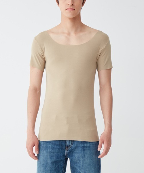 in.T(インティー)の「Tシャツ専用インナー『in.T(インティー)』クルーネックTシャツ 3分袖(インナーウェア/肌着・メンズ・ライトベージュ/ブラック・MEDIUM/LARGE/X-LARGE)」の2枚目の写真