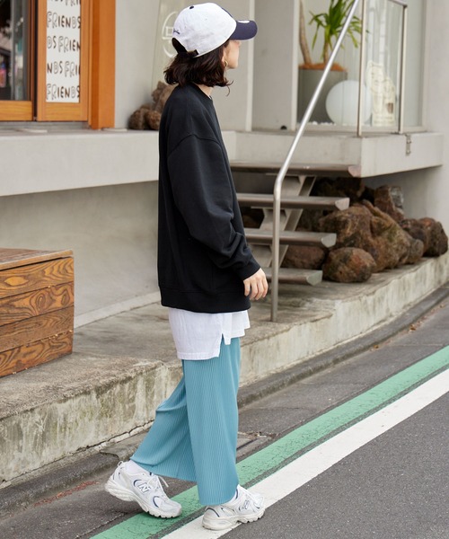 BARK MANHATTAN（バークマンハッタン）の「USAコットン ヘビーウェイト裏起毛 オーバーサイズクルーネックスウェット（スウェット・メンズ・モカ/グレイッシュブルー/カーキ/ブラック/グレー系/アッシュグレー・M/L）」の18枚目の写真