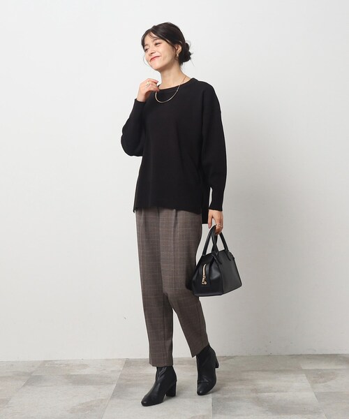 SHOO・LA・RUE(シューラルー)の「◆インしない派さんにも カシミヤライク ドロップショルダーニット(ニット/セーター・レディース・ライトグレー/ピンク系/ブラック/アイボリー系2/イエロー系2・00)」の14枚目の写真