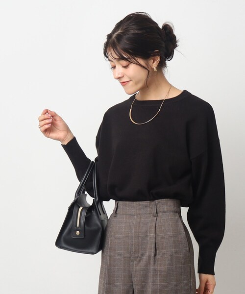 SHOO・LA・RUE(シューラルー)の「◆インしない派さんにも カシミヤライク ドロップショルダーニット(ニット/セーター・レディース・ライトグレー/ピンク系/ブラック/アイボリー系2/イエロー系2・00)」の16枚目の写真