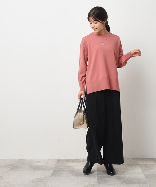 SHOO・LA・RUE(シューラルー)の「◆インしない派さんにも カシミヤライク ドロップショルダーニット(ニット/セーター・レディース・ライトグレー/ピンク系/ブラック/アイボリー系2/イエロー系2・00)」の17枚目の写真