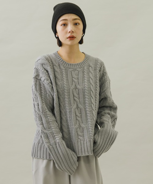 URBAN RESEARCH Sonny Label(アーバンリサーチサニーレーベル)の「ローゲージケーブルニットプルオーバー(ニット/セーター・レディース・グレー/オフホワイト/ブラック・FREE)」の7枚目の写真