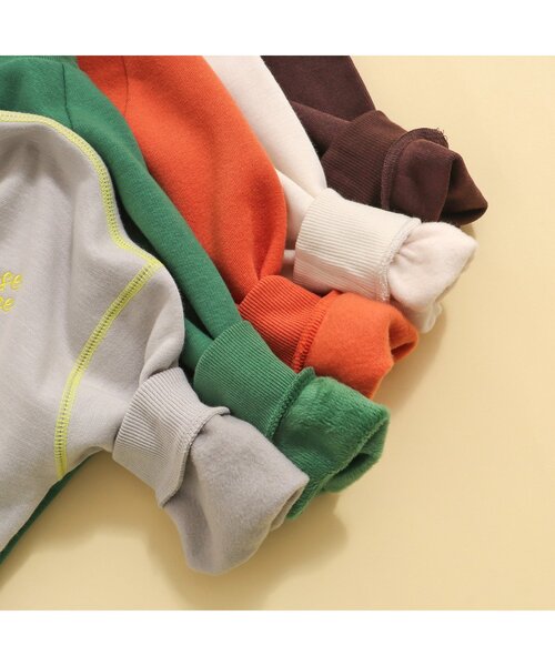 BREEZE（ブリーズ）の「【裏起毛・ユニセックス】あったかスタンダードトレーナー（スウェット・キッズ・ネイビー/レッド/グリーン/ブラウン/ライトグレー・100/140/110/150/120/130/90/80）」の15枚目の写真