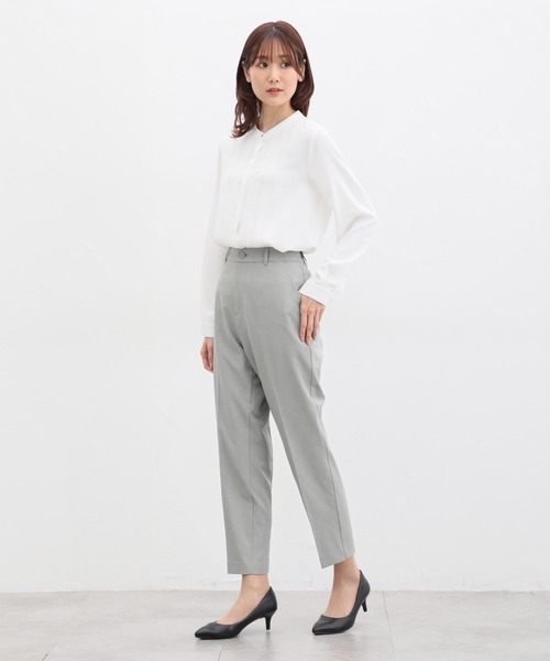 Honeys（ハニーズ）の「ストレッチウォッシャブルセンタープレスパンツ（股下６３ｃｍ）（スラックス・レディース・アイボリー/杢グレー/ベージュ/ブラック/ダークネイビー・M/LL/3L/L/S）」の12枚目の写真