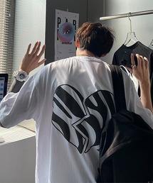 【WARAIJOGO（ワライジョーゴ）】モノトーンハートプリントオーバーサイズTシャツ
