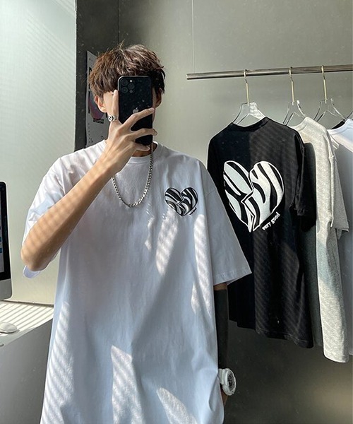WARAIJOGO(ワライジョウゴ)の「【WARAIJOGO(ワライジョーゴ)】モノトーンハートプリントオーバーサイズTシャツ(Tシャツ/カットソー・メンズ・ブラック/ホワイト・FREE)」の13枚目の写真