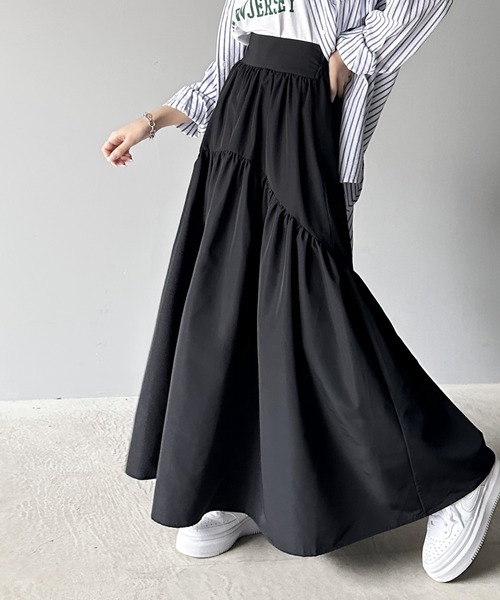 超美品】モチーフ付き ボリュームスカートロングワンピース【INGEBORG