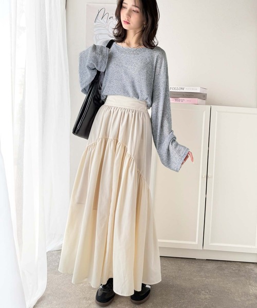 美品　ステアボリュームスカート セール】品の良いハリ感が大人カワイイ。ハイウエストボリューム