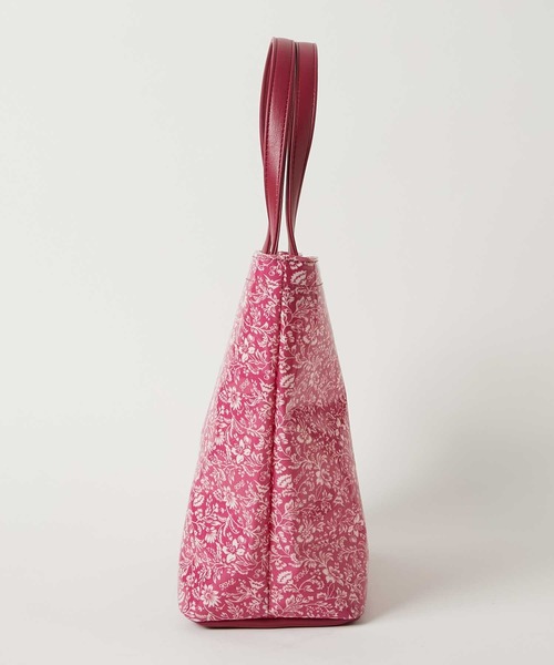 KATHARINE HAMNETT LONDON （キャサリンハムネットロンドン）の「KATHARINE HAMNETT LONDON/キャサリンハムネットロンドン オリジナル総花柄 横型トートバッグ 83KH15（トートバッグ・レディース・ブルー/ピンク・FREE）」の10枚目の写真