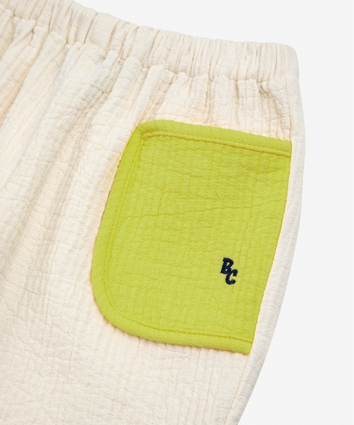 BOBO CHOSES（ボボショーズ）の「Baby Color Block woven pants（その他パンツ・キッズ・オフホワイト・12MONTH/24MONTH/9MONTH/6MONTH/18MONTH）」の4枚目の写真