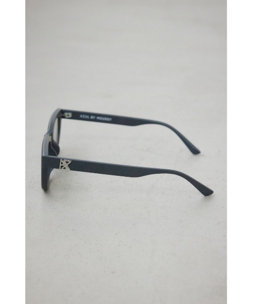 AZUL by moussy（アズールバイマウジー）の「ロゴプレートキャットアイウェア（サングラス・メンズ・グレー/ブラック・FREE）」の17枚目の写真