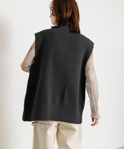 SENSE OF PLACE by URBAN RESEARCH（センスオブプレイスバイアーバンリサーチ）の「ジップニットベスト（ベスト・レディース・アイボリー/レッド/チャコールグレー・ONE）」の16枚目の写真