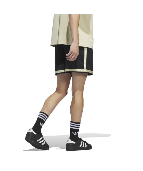 adidas エッセンシャルズ リニア オーバーサイズショーツ 送関込 Amazon | [アディダス] ハーフパンツ エアロレディ