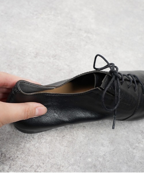 Piedi Nudi（ピエディヌーディ）の「ZOCCU 柔らかく歩きやすい 本革 オックスフォードシューズ（ドレスシューズ・レディース・チョコ/ホワイト/ブラック・23.5cm/24.5cm/23.0cm/24.0cm/25.0cm/22.5cm）」の11枚目の写真