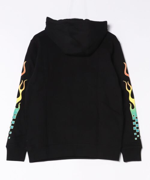 US VANS(ユーエスヴァンズ)の「VANS M GLOW FLAME プルPK VN0A541BBLK(パーカー・メンズ・ブラック・X-SMALL/SMALL)」の12枚目の写真