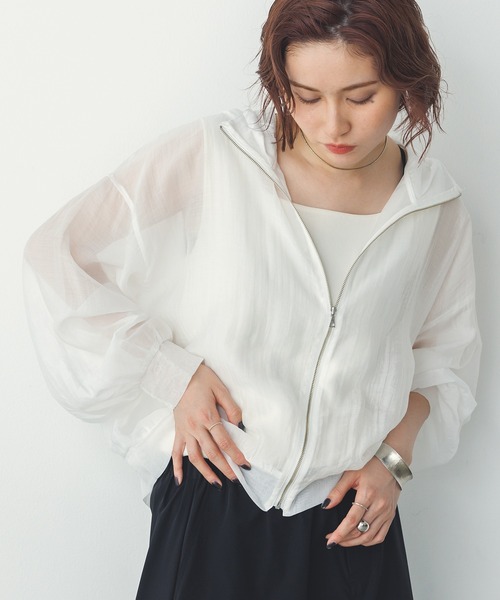 hunch（ハンチ）の「【WEB限定/別注】シアー バルーンスリーブ パーカー（シャツ/ブラウス・レディース・グリーン/ベージュ/ホワイト/ブラック・FREE）」の2枚目の写真