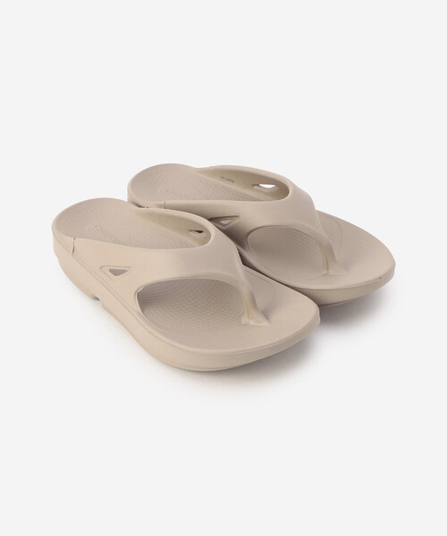 OOFOS（ウーフォス）の「OOFOS | OOriginal Nomad WOMEN（サンダル・レディース・グレイッシュベージュ・23/24）」の7枚目の写真